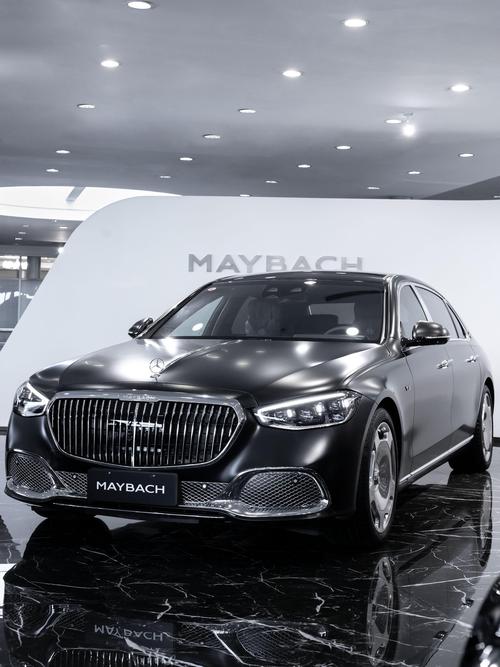 佛山88岚图汽车的售后服务让用户无忧出行，迈巴赫未来的豪华车趋势