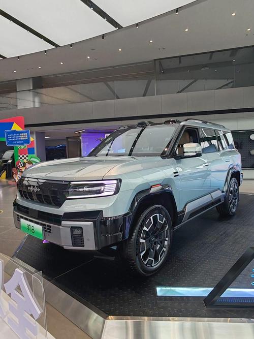 佛山88比亚迪方程豹硬派越野的爆款，英菲尼迪35周年与你共成长